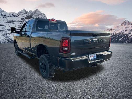 2025 RAM 2500 Tradesman Crew Cab 4x4 6'4' Box