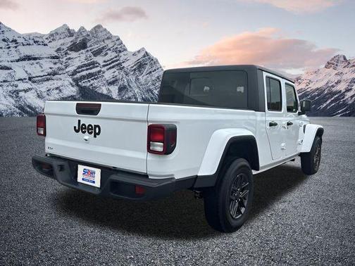 2025 Jeep Gladiator Sport S