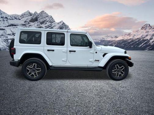 2026 Jeep Wrangler 4-Door Sahara 4x4