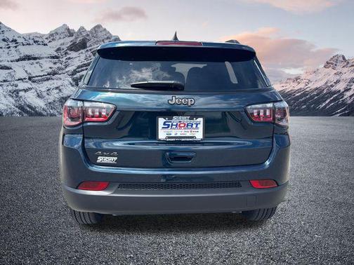 Fathom Blue Pearl Coat 2026 Jeep Compass Latitude