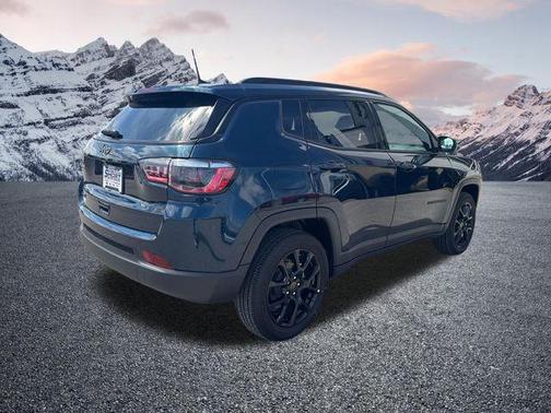 Fathom Blue Pearl Coat 2026 Jeep Compass Latitude