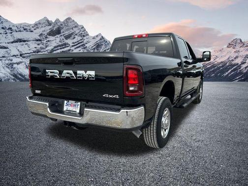2026 RAM 2500 Tradesman Crew Cab 4x4 6'4' Box