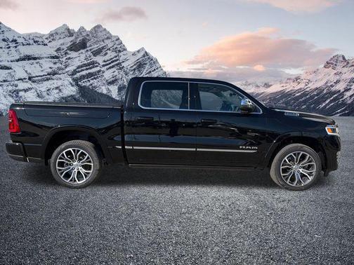 Diamond Black Crystal Pearlcoat 2026 RAM 1500 ST