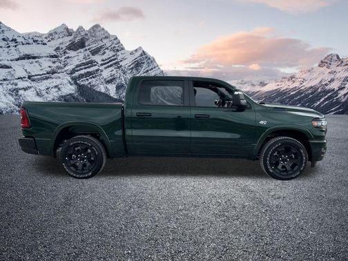 Serrano Green Metallic 2026 RAM 1500 Big Horn/Lone Star