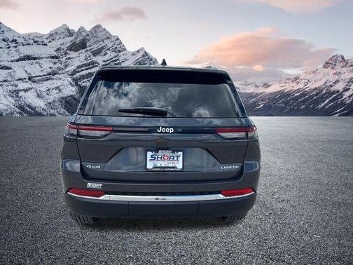 2025 Jeep Grand Cherokee Laredo
