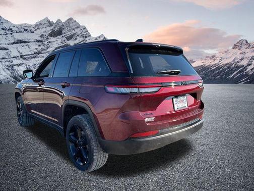 2025 Jeep Grand Cherokee Altitude
