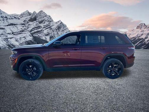 2025 Jeep Grand Cherokee Altitude