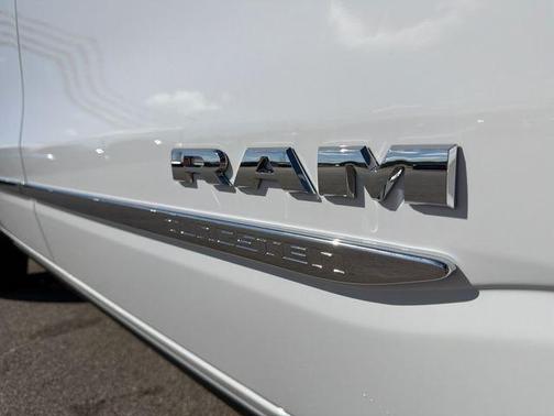 Bright White Clearcoat 2026 RAM 1500 ST
