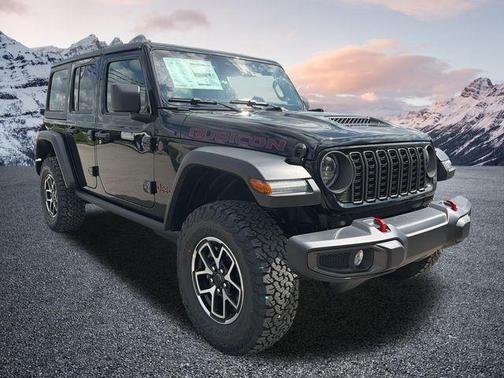 Black Clearcoat 2026 Jeep Wrangler Rubicon