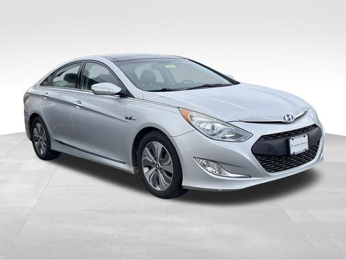 2015 Hyundai SONATA Hybrid Limited