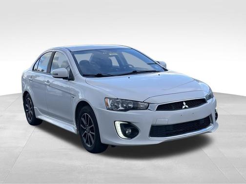 2017 Mitsubishi Lancer ES