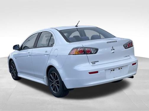 2017 Mitsubishi Lancer ES