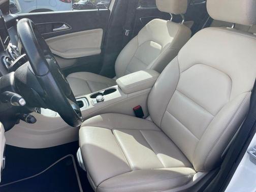 2017 Mercedes-Benz GLA 250 Base 4MATIC