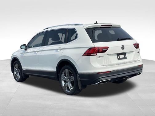 2018 Volkswagen Tiguan 2.0T SEL Premium