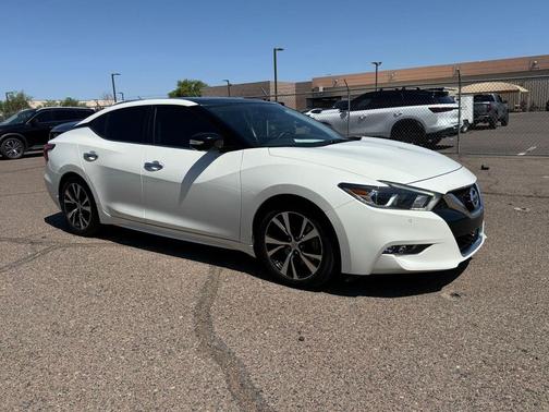 Pearl White 2018 Nissan Maxima 3.5 Platinum