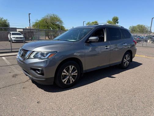 Gun Metallic 2020 Nissan Pathfinder SL 4WD