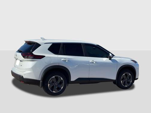 Everest White Pearl Tricoat 2026 Nissan Rogue SV