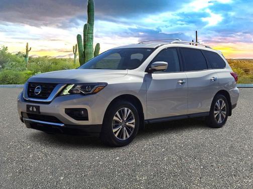 2020 Nissan Pathfinder SL 2WD