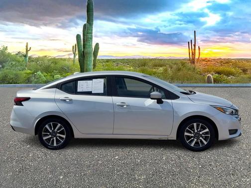 2025 Nissan Versa 1.6 SV