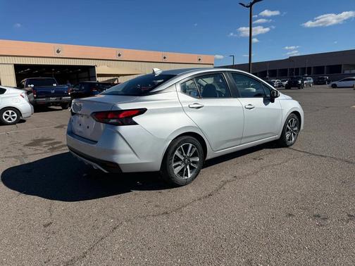 2025 Nissan Versa 1.6 SV