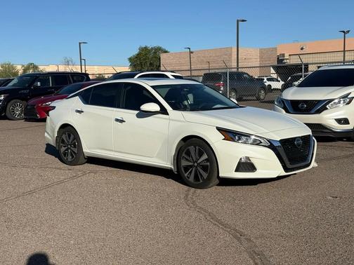 2021 Nissan Altima 2.5 SV