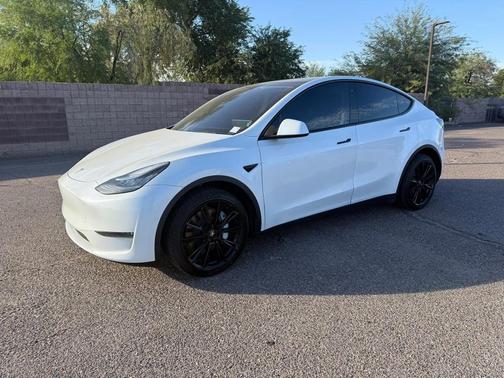 2020 Tesla Model Y Long Range Dual Motor All-Wheel Drive