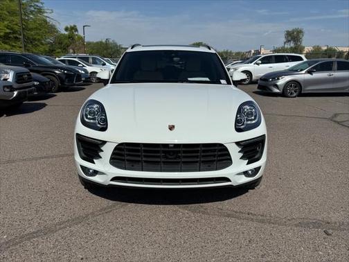 2018 Porsche Macan Base