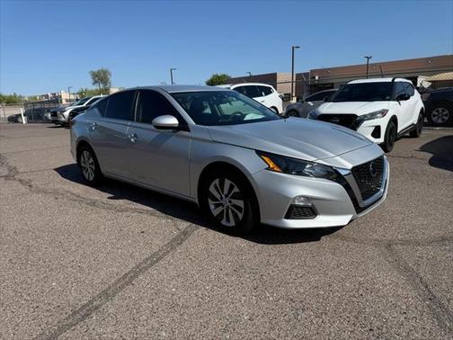 2022 Nissan Altima S FWD