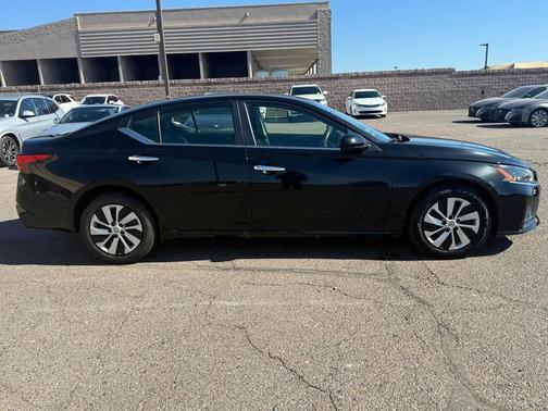 2023 Nissan Altima S FWD