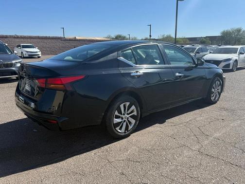 2023 Nissan Altima S FWD
