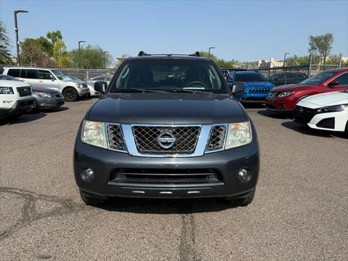 2010 Nissan Pathfinder SE