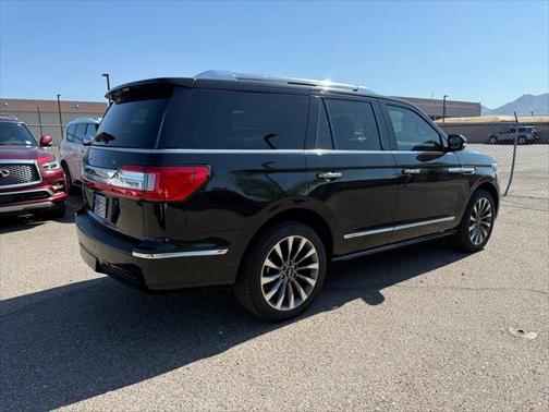 2019 Lincoln Navigator Select