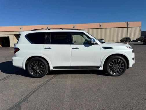 2024 Nissan Armada Platinum 2WD