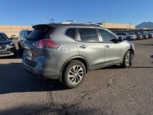 2015 Nissan Rogue SL