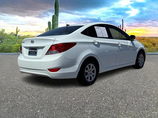 2012 Hyundai Accent GLS