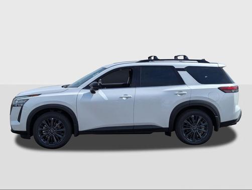 Everest White Pearl Tricoat 2026 Nissan Pathfinder SL