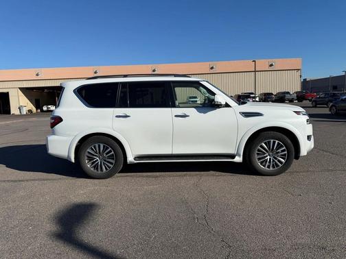 2023 Nissan Armada SL 2WD