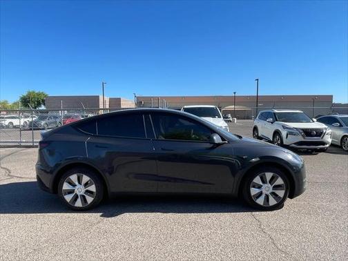 2024 Tesla Model Y Long Range Dual Motor All-Wheel Drive