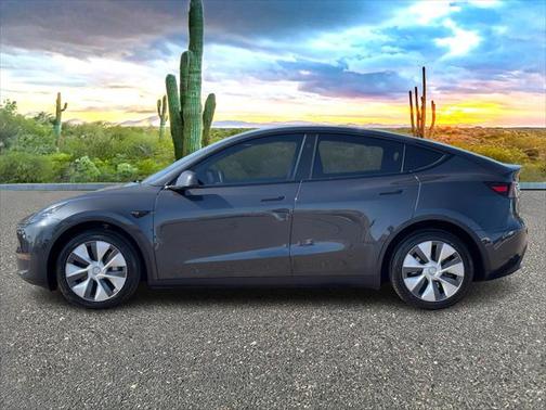 2024 Tesla Model Y Long Range Dual Motor All-Wheel Drive