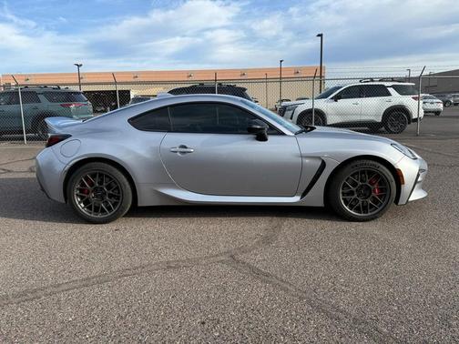 2025 Toyota GR86 Premium