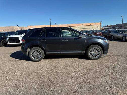 2014 Lincoln MKX Base