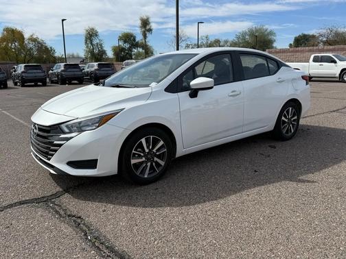 2025 Nissan Versa 1.6 SV