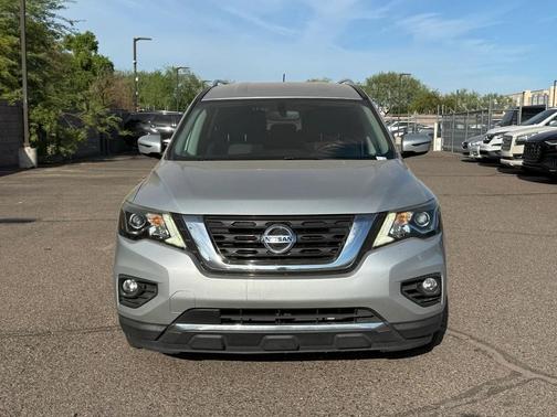 2017 Nissan Pathfinder SV