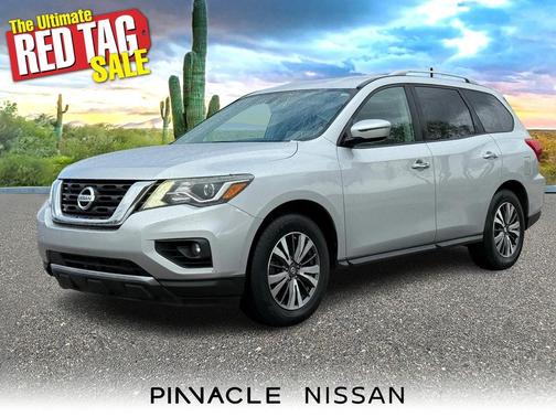 2017 Nissan Pathfinder SV