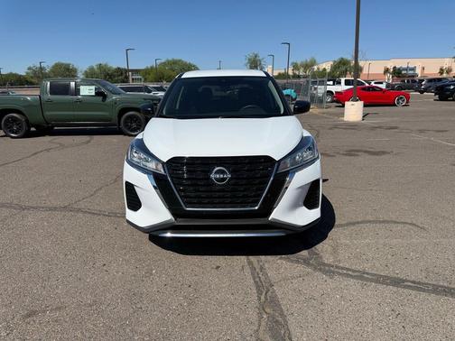 Fresh Powder 2025 Nissan Kicks S