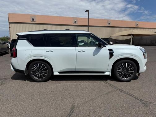 2025 Nissan Armada Platinum Reserve 4WD