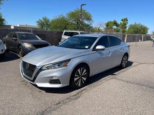 2022 Nissan Altima 2.5 SV