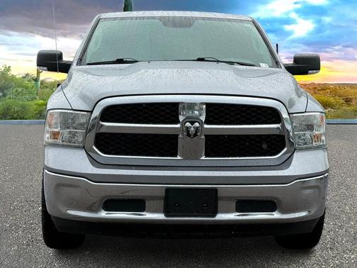2019 RAM 1500 SLT