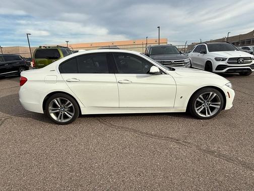 2017 BMW 330e iPerformance
