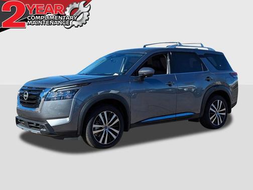 2025 Nissan Pathfinder Platinum FWD